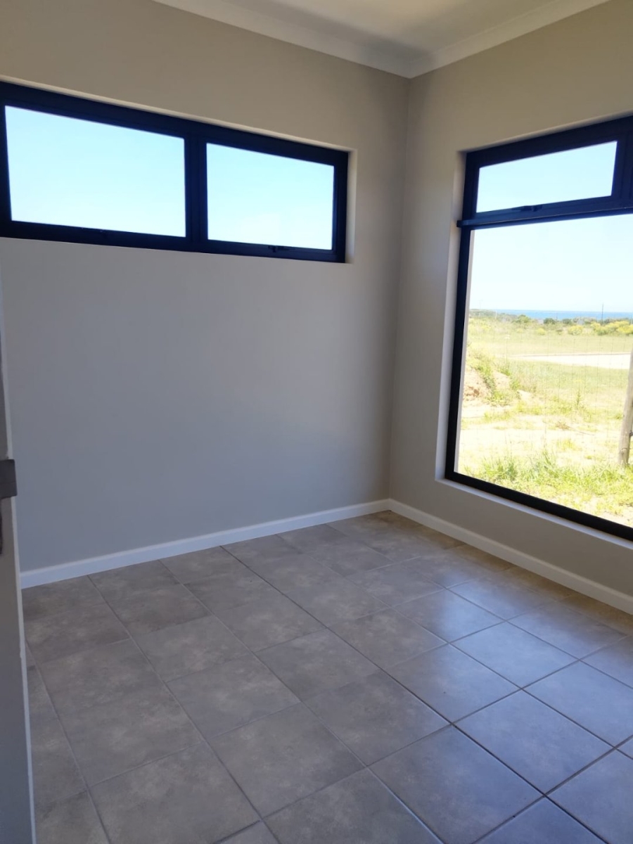 3 Bedroom Property for Sale in Kidds Beach Eastern Cape